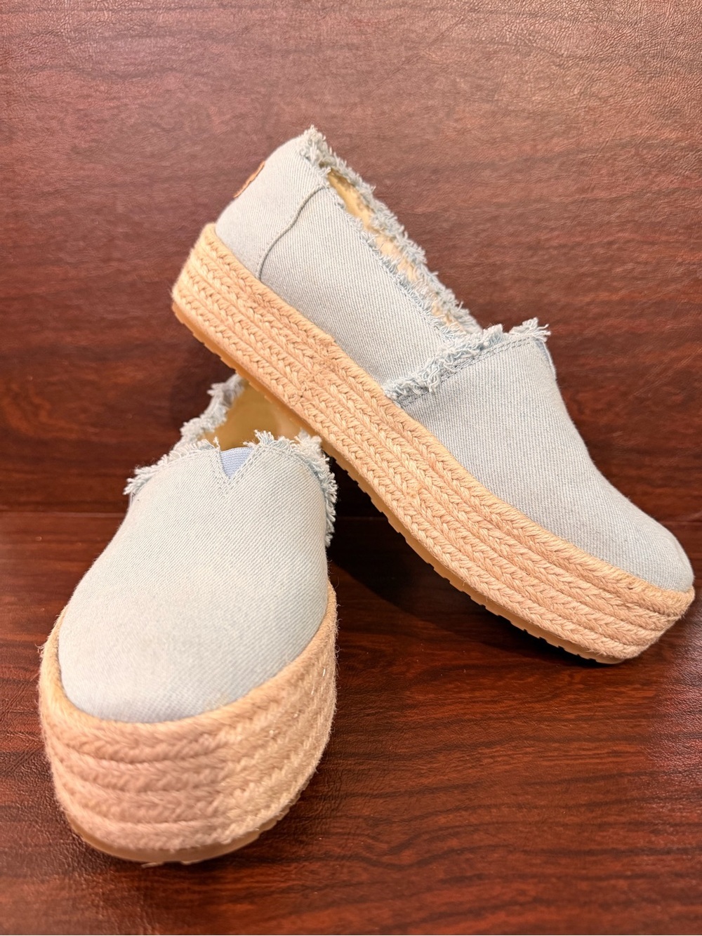 Toms Women’s Light denim Canvas Espadrille Platform Slip-Ons Size 8